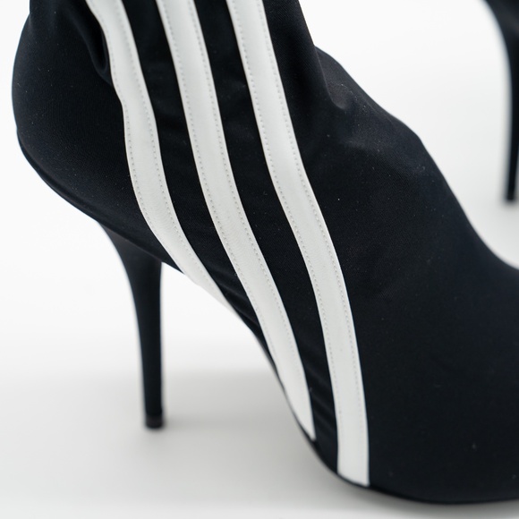 size 39 EU / 9 US Balenciaga adidas Knife Ankle Neoprene Sock Boots Black White - Picture 7 of 10